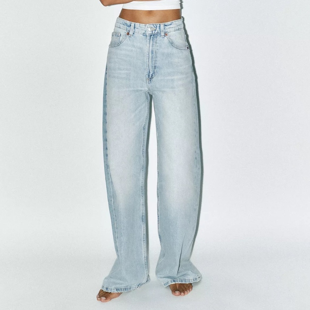 Zara TRF HIGH RISE WIDE LEG JEANS